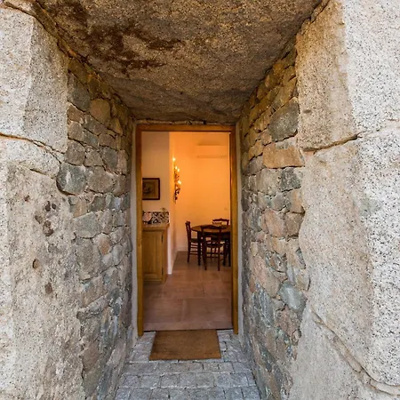 Domaine Pardini Nyaraló Porto-Vecchio
